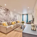 Urbanflat 103 - Grand Appartement - Grands Boulevards