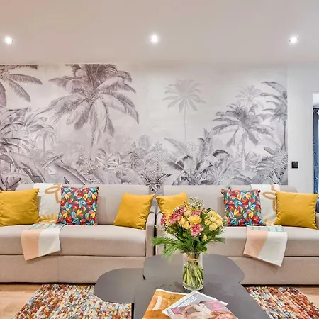 Urbanflat 103 - Grand - Grands Boulevards Apartment *